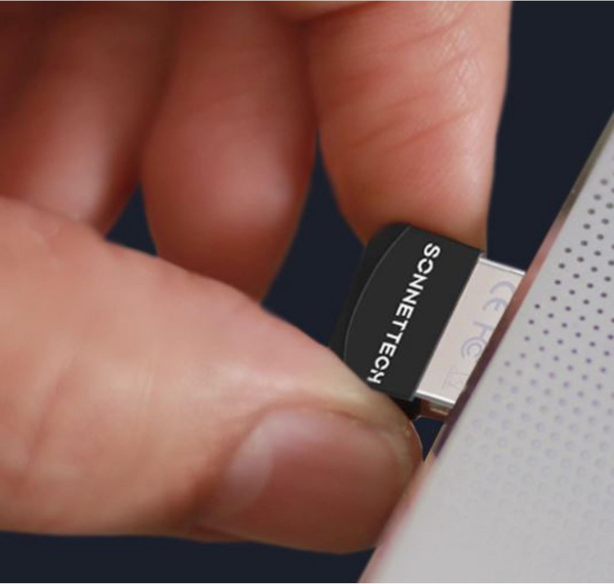 Sonnet Long-Range USB Bluetooth 4.0 Micro Adapter - Apple adapter