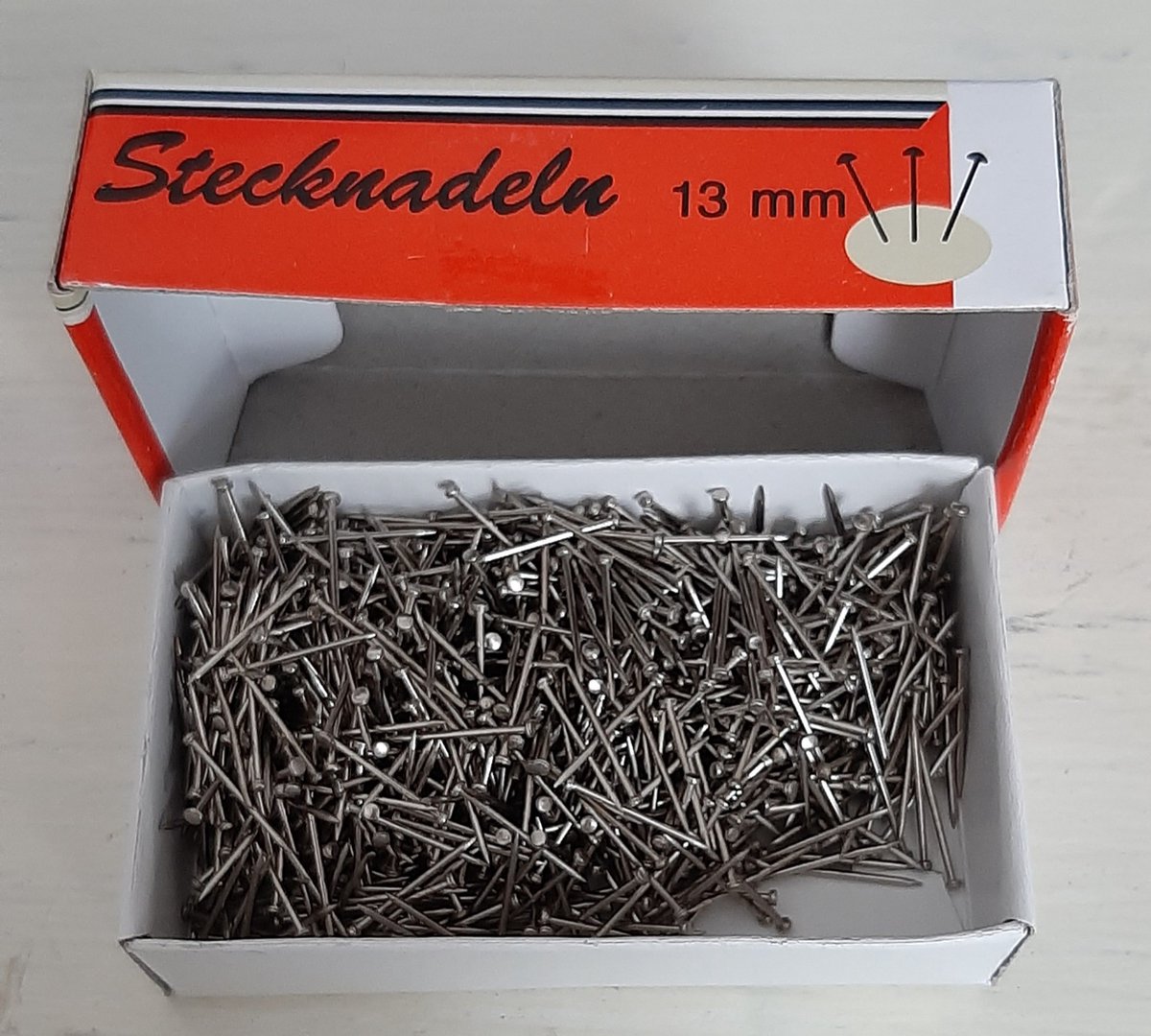    en Stecknadeln 13 mm (1,3cm) 602-52