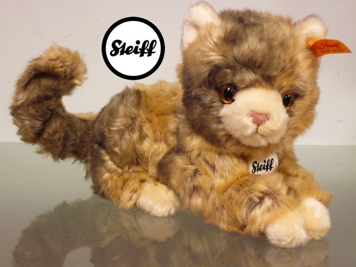 Steiff EAN 099663 LUCY KAT 18 cm.