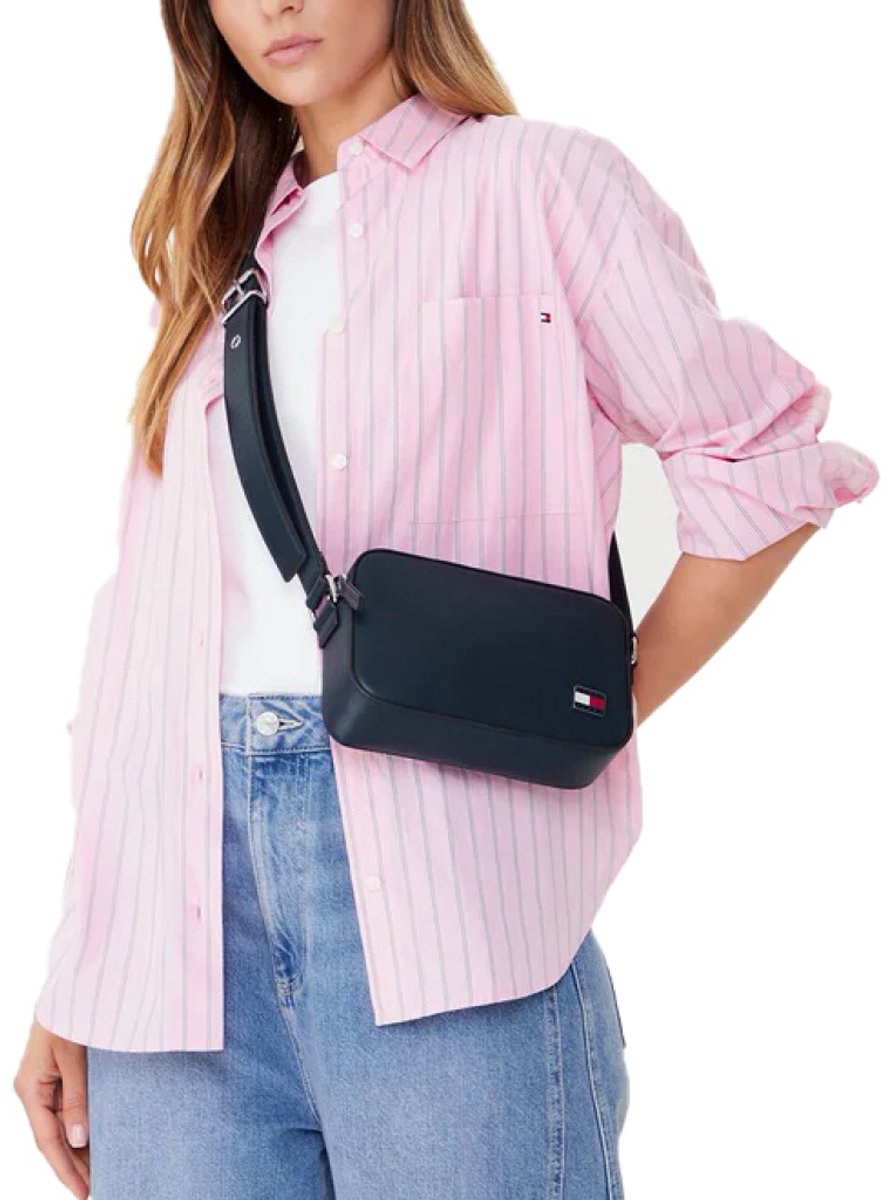 TOMMY JEANS AW0AW17872 Blauw N/A EU