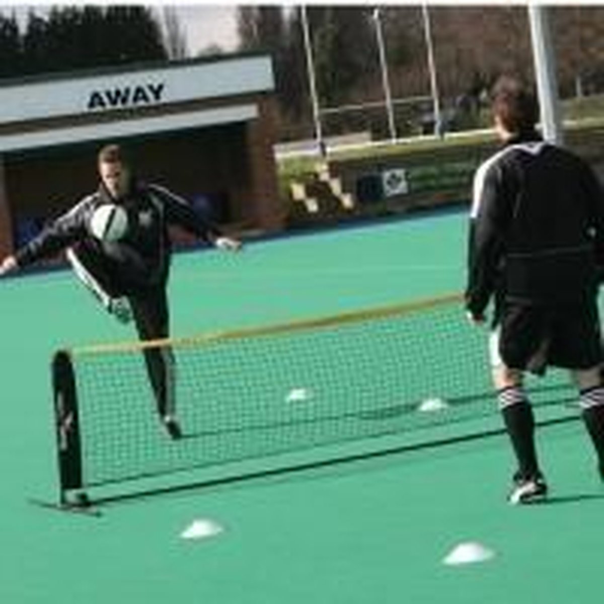 Voetvolleyset 600cm kunstgras - Voetbaltrainer - Geleverd met tas