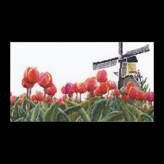 473 Bollenveld Tulp Borduurpakket