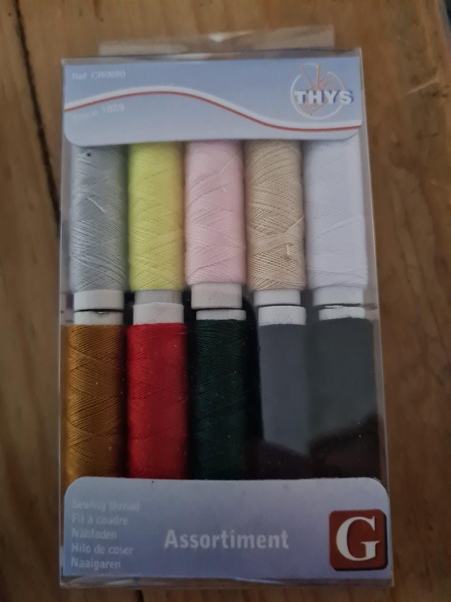 Thys Naaigaren 20 stuks 100% polyester