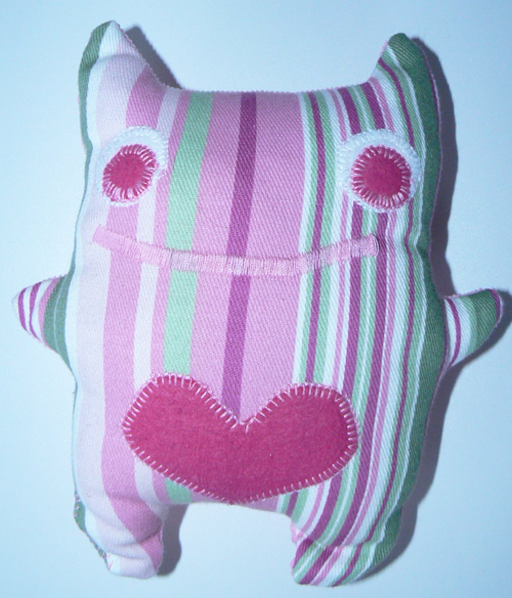 Toetie & Zo Handgemaakte Knuffel - Monstertje - Retro - Roze - Wit - Speelgoed - Baby - Kind