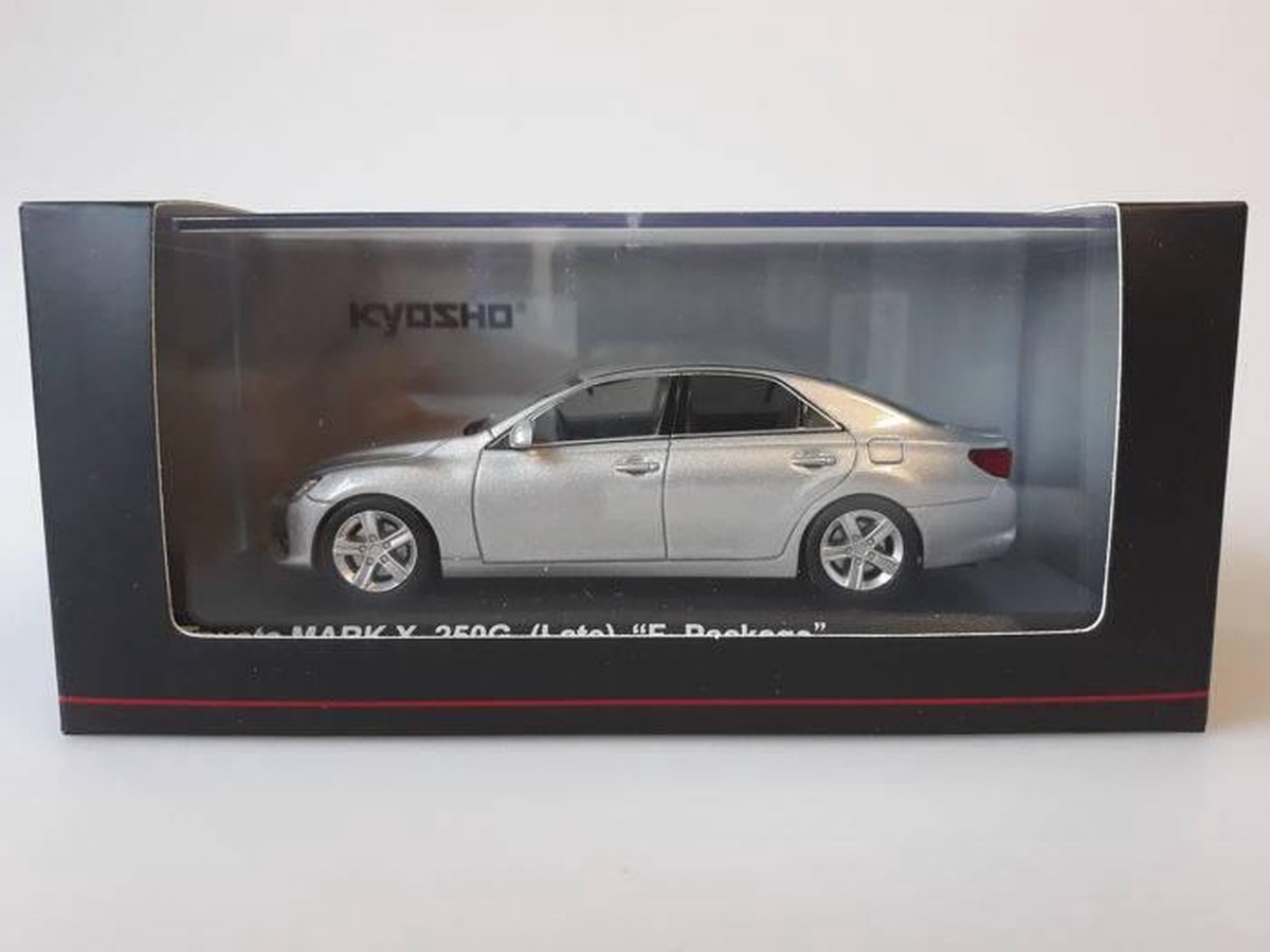 Toyota Mark X 250G (Late) F Package - 1:43 - Kyosho