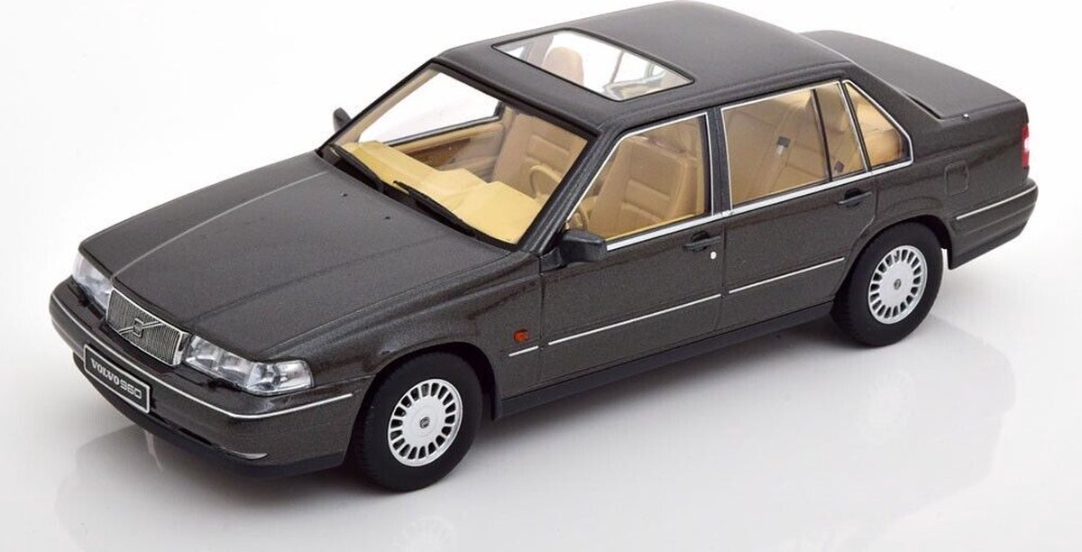 1:18 Diecast-model Volvo 960 1996 donkergrijs Triple9