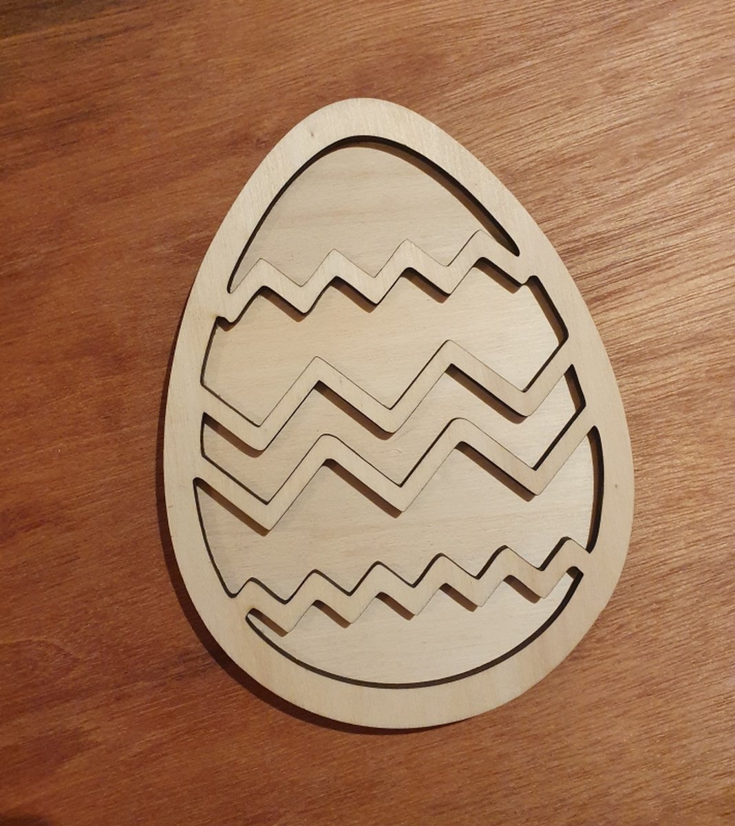 Speelframe voor sensory play - Paasei - Pasen - Speeltray - Speelrijst en sensorybakken - Montessori - Open ended - Sensoryplay