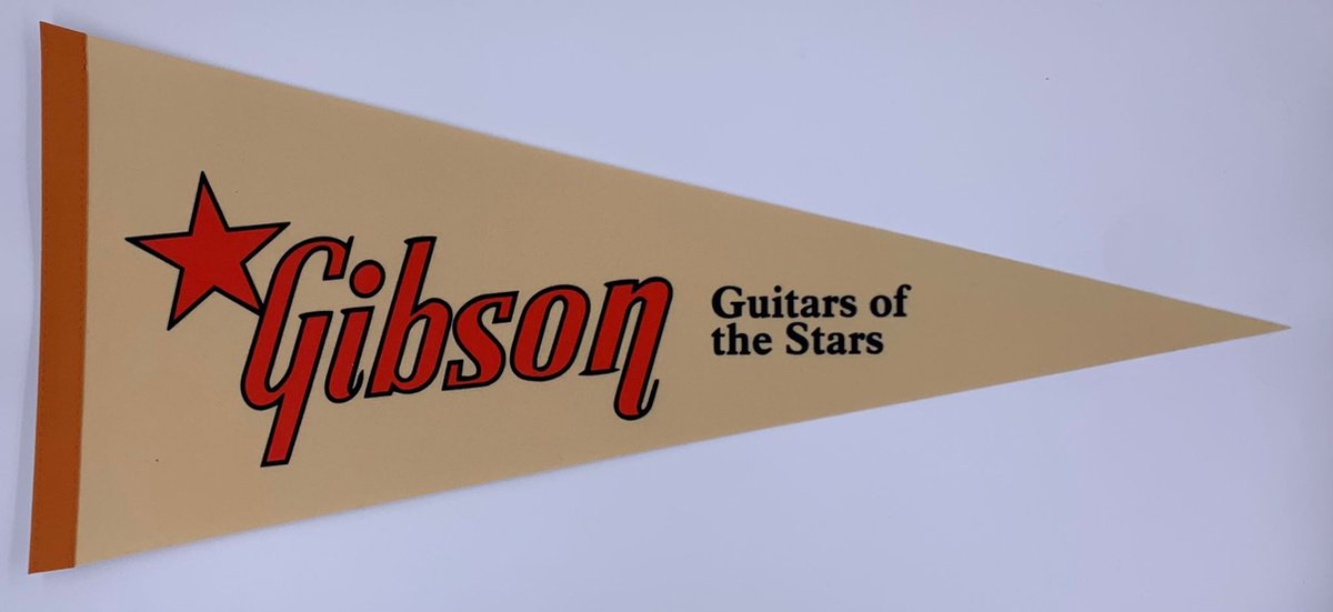 Gibson - gitaar - gitaar logo - Muziek - Vaantje - Amerikaans - Sportvaantje - Wimpel - Vlag - Pennant -  31*72 cm - blauw beige gibson
