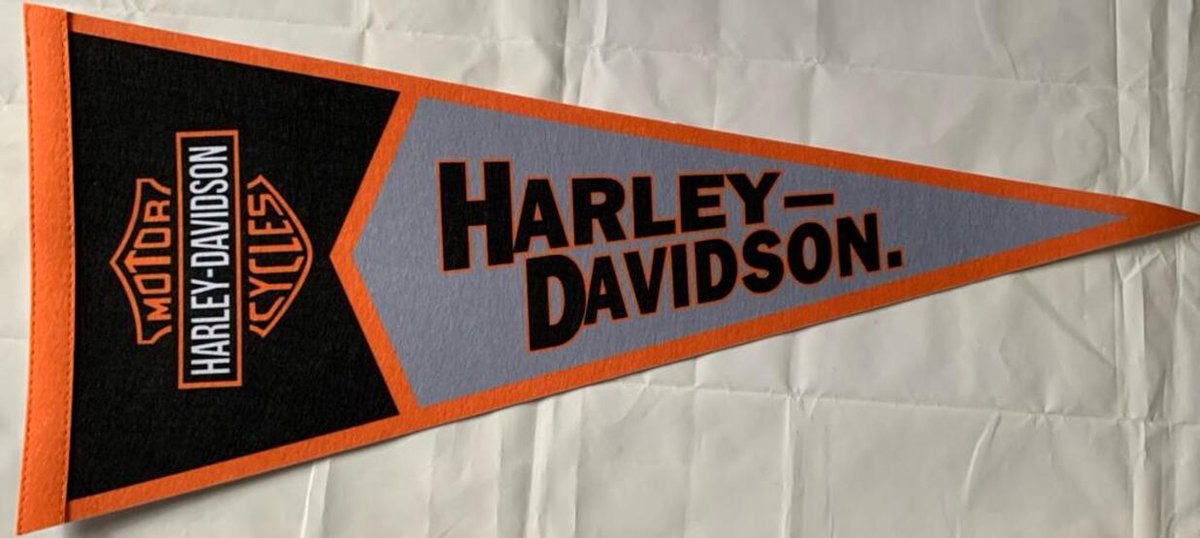 Harley Davidson Motorcycles - Motoren-  - Motors - Vaantje - Amerikaans - Sportvaantje -   - Vlag - Pennant -  31*72 cm