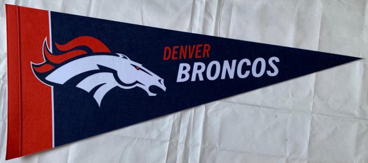   - Denver Broncos - NFL - Vaantje - American Football - Sportvaantje - Pennant -   - Vlag - 31 x 72 cm
