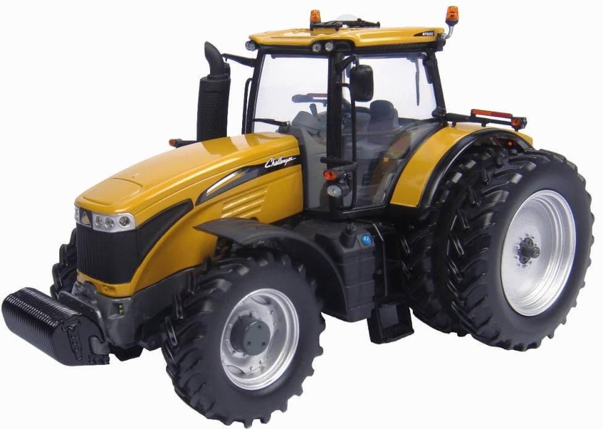 Universal Hobbies Challenger MT685E 1:32