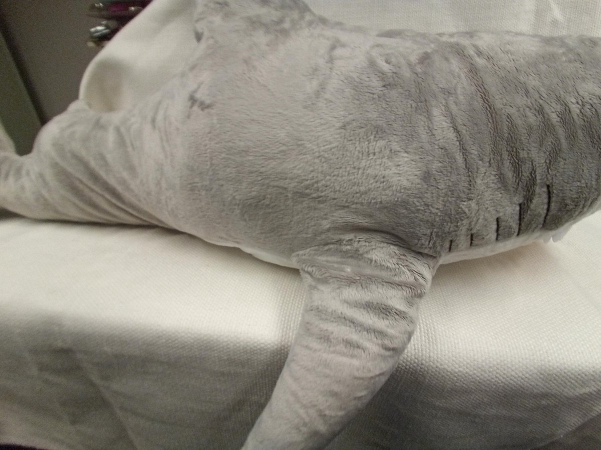 Leuke en supergrote Knuffel haai - super-zacht, XXL, bijna 1 meter lang - U koopt hier een  grijze