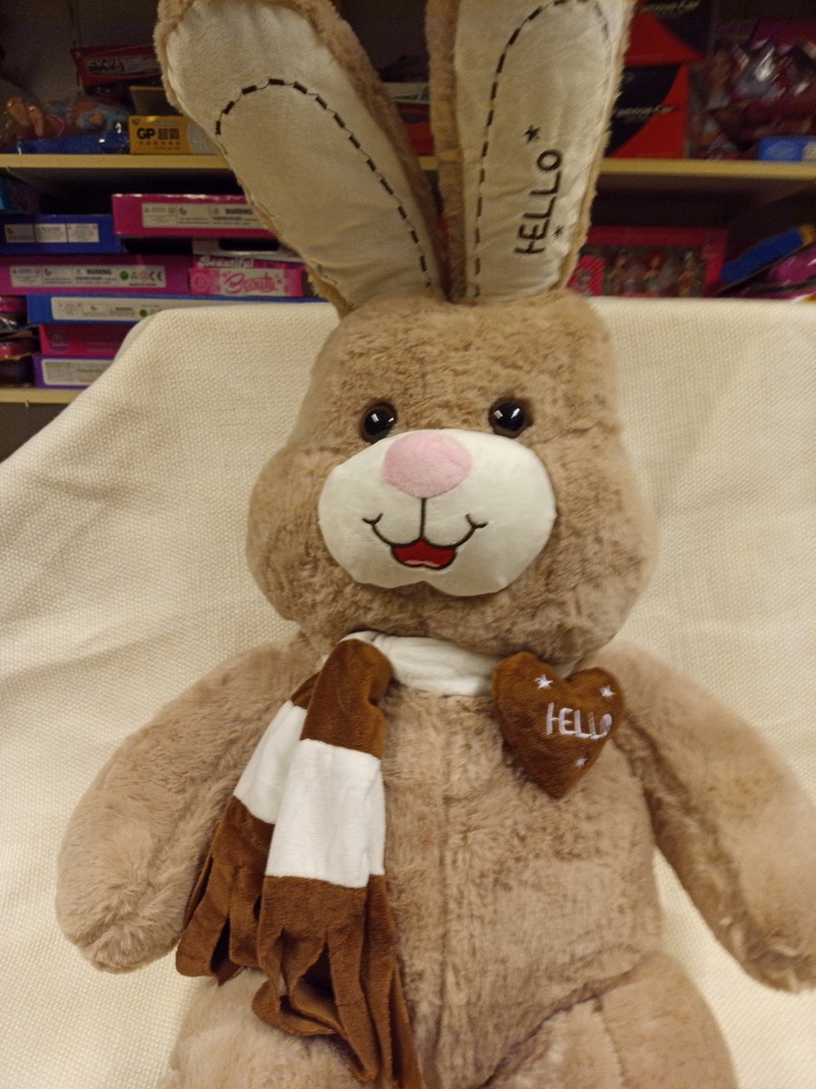 Supermooi en super zacht konijn reuzegroot ca 90 cm kleur is BEIGE