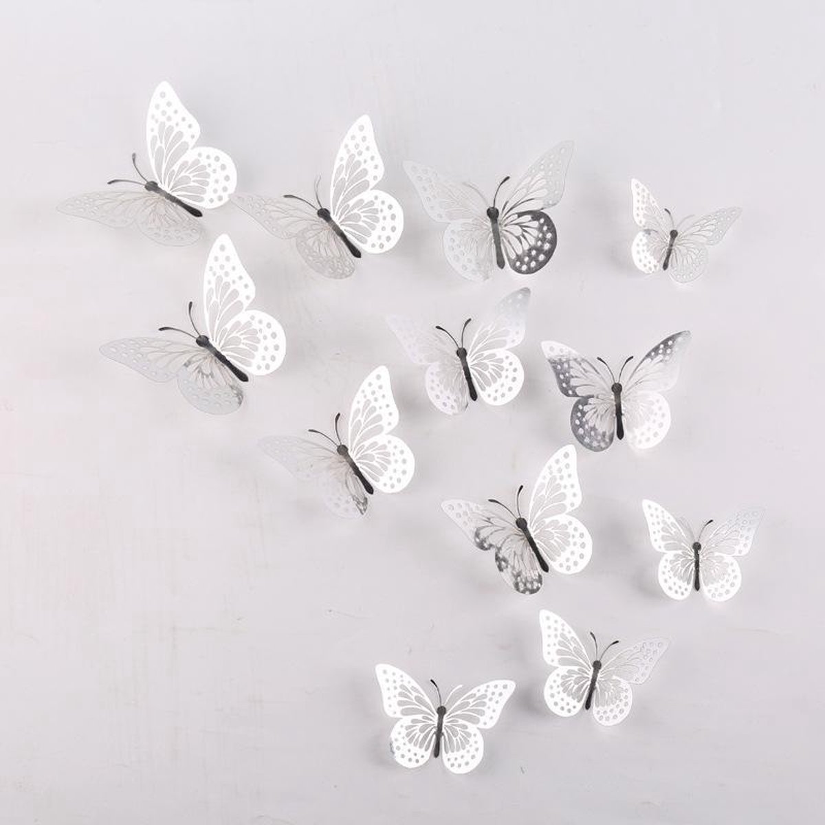 Cake topper decoratie vlinders - Muur decoratie met plakkers - 12 stuks - Zilver - VL-01