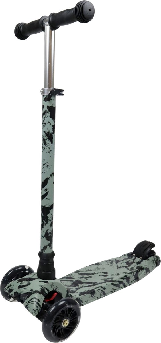 Step / Kinderstep 3 Wielen / LED - Jongens en Meisje vanaf 3 Jaar - in Hoogte Verstelbaar - met Voetrem -  Green Distress / groen met zwart