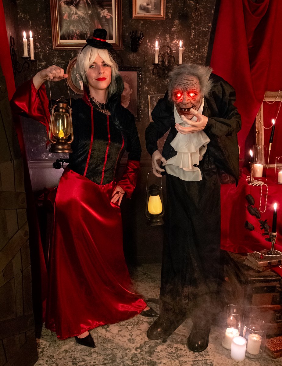   - Vervloekte bewaker met lantaarn 158 cm