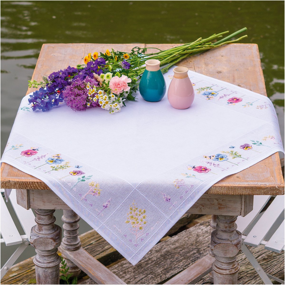 Vervaco - Aida tafelkleed kit Viooltjes - PN-0205041