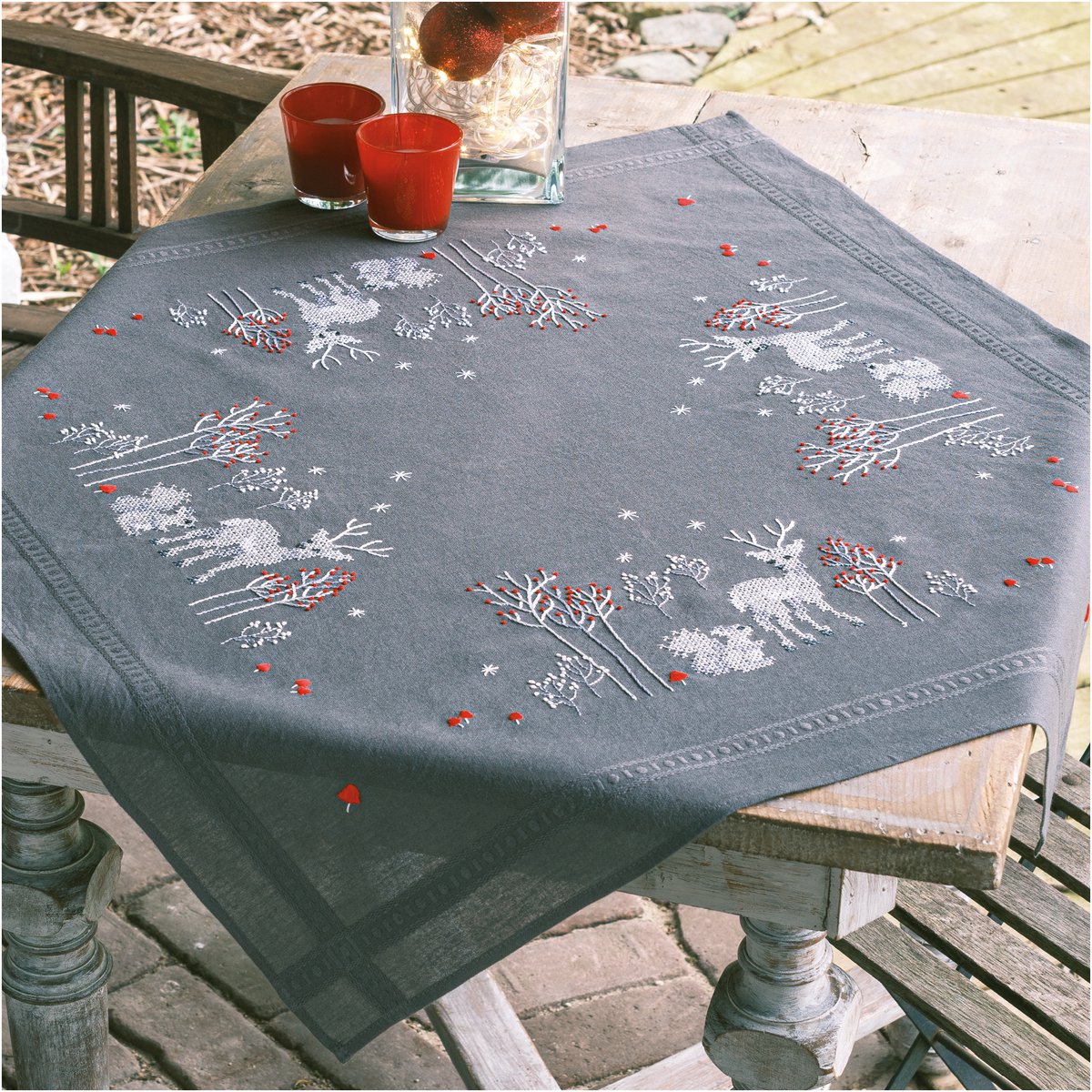 Vervaco - Tafelkleed kit Bosdieren in de winter - PN-0202652