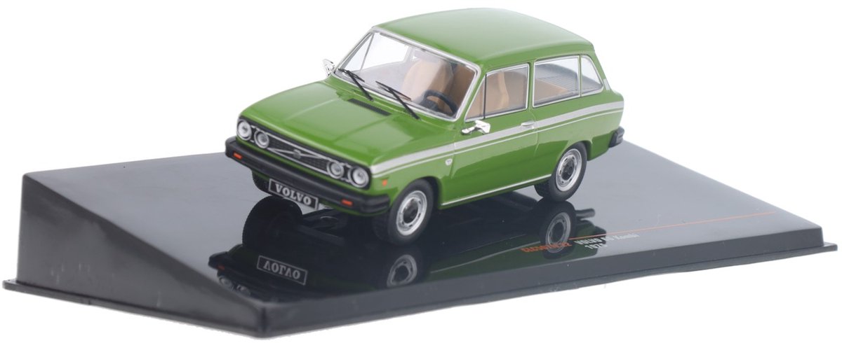 Volvo 66 Kombi 1975 - 1:43 - IXO Models