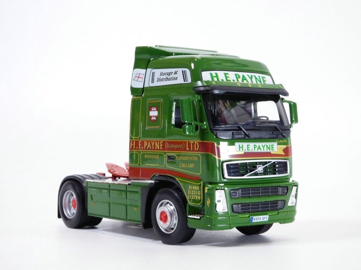Volvo FH12 H.E. Payne - 1:50 - Cararama
