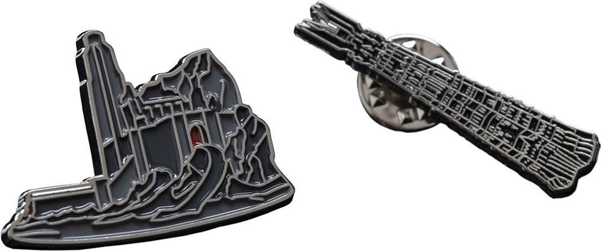 WETA Workshop Lord of the Rings Collectors Pins 2-Pack Helms Deep & Orthanc Pins & Brooches