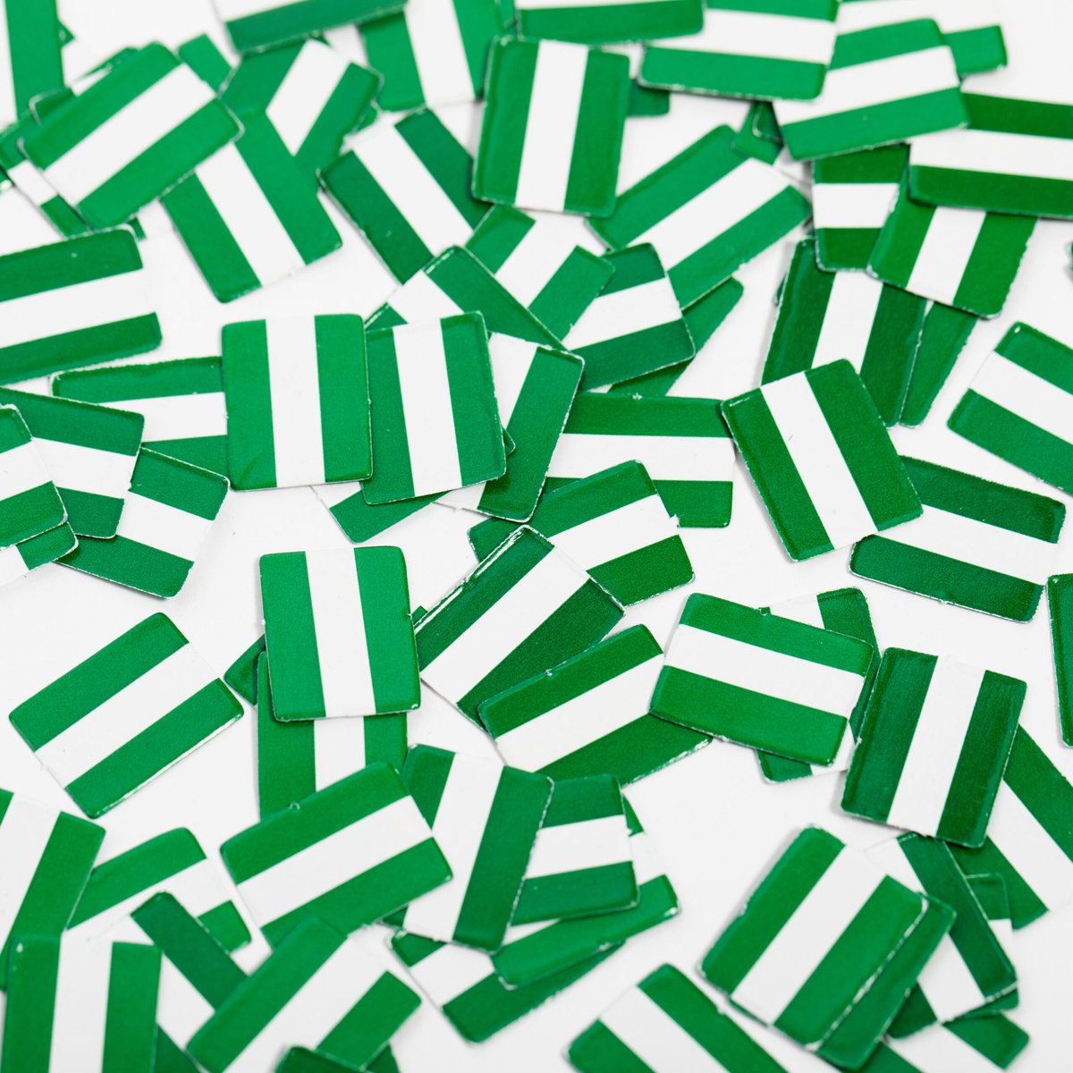 300 stuks Tafel confetti papier Rotterdam - Hapjes Cocktail Tapas Zomer Terras EK WK Voetbal Decoratie Tafelconfetti