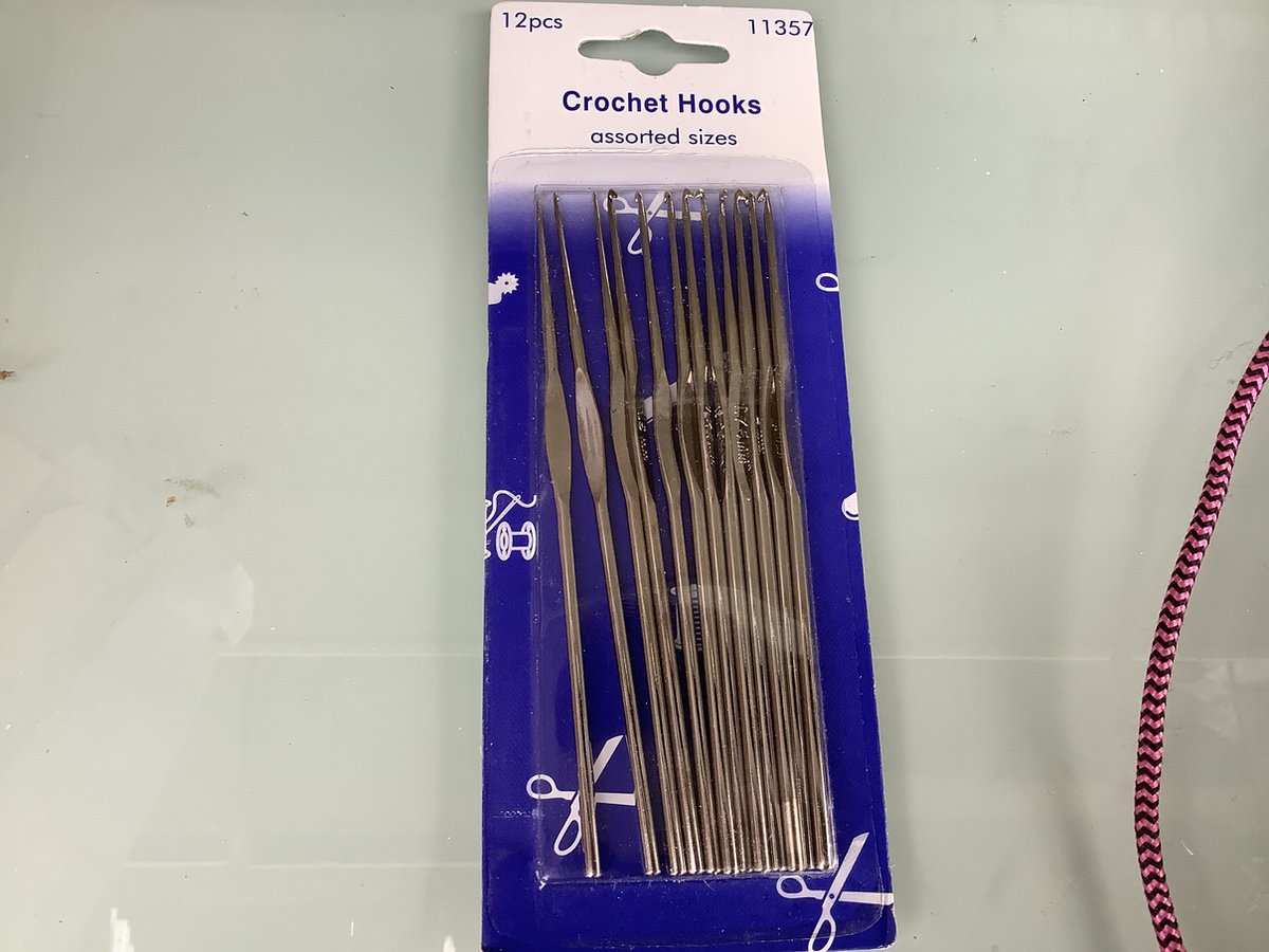 Wvsa.nl Haaknaald. Assortiment van 12 haak naalden. Edelstaal.