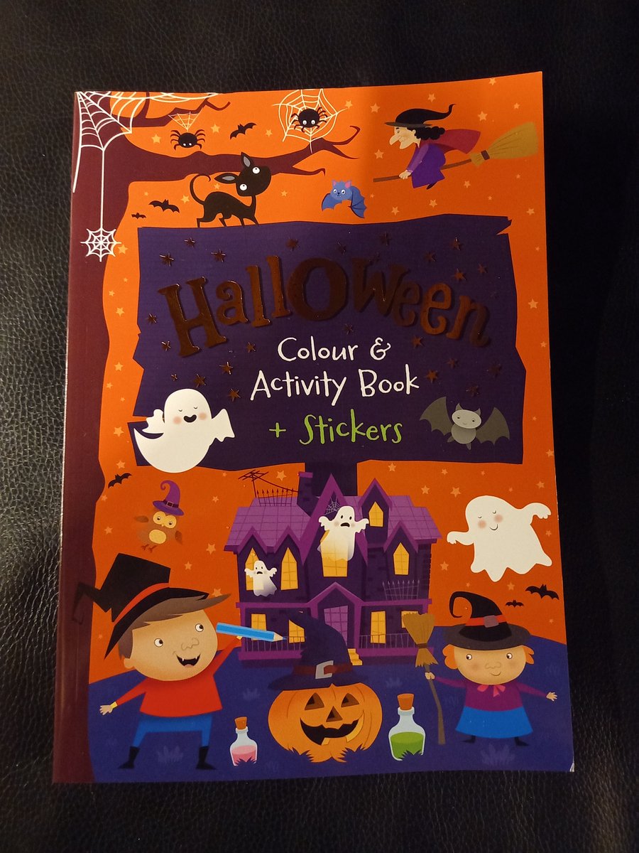 halloween - kleur en activiteiten boek - met stickers