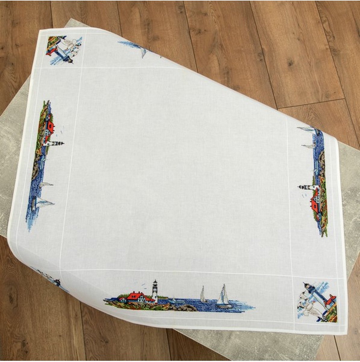 Tafelkleed strandmotief om te borduren