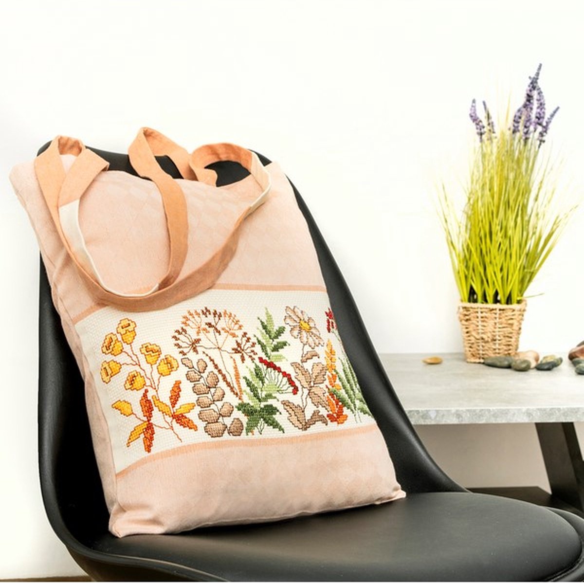 Zak met herfstmotief om te borduren