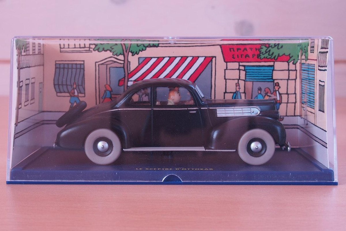 Bij Kuifje in de auto - De Packard van koning Muskar - 1:43