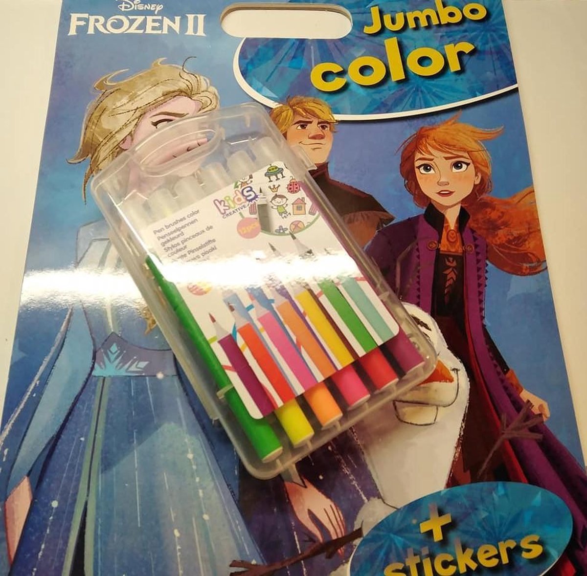 draagbare Jumbo color Frozen 2 kleurboek met stickers en  12 penseelpennen afmeting 36 x 28 cm