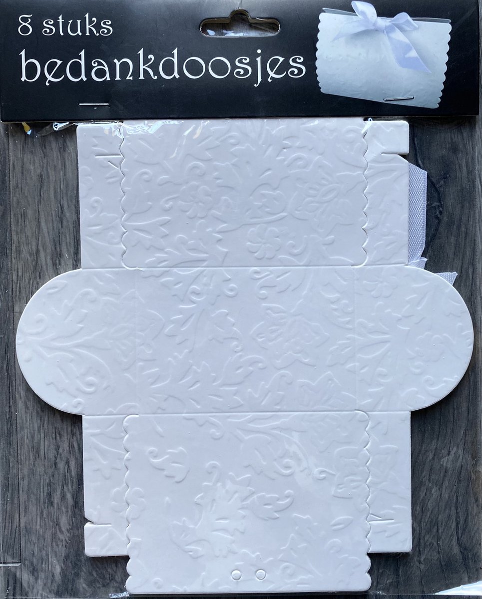 8 stuks Bedankdoosjes met strik