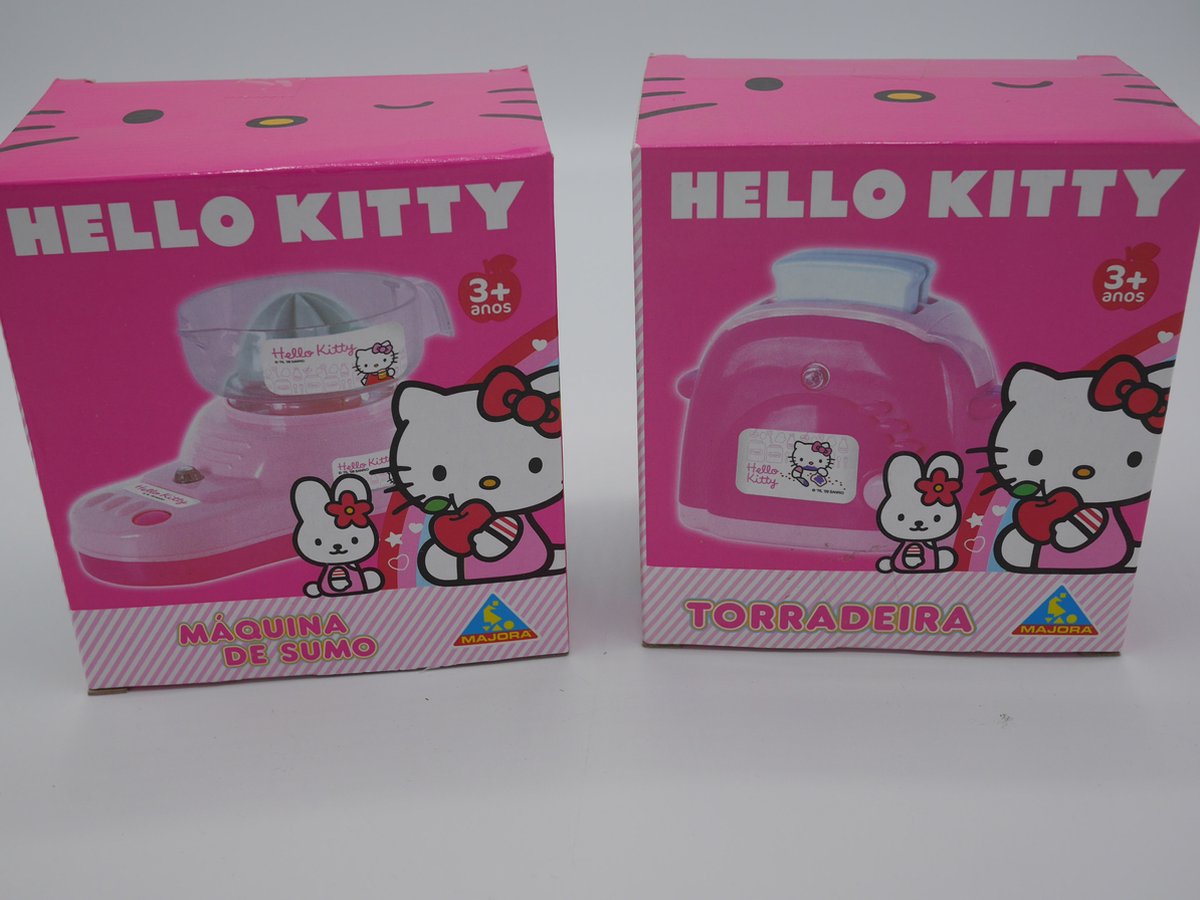 Hello Kitty citruspers samen met broodrooster.