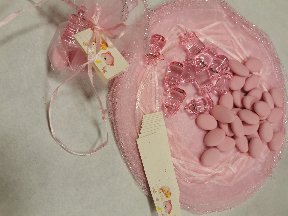 10 stuks tule roze met papflesbedeltje kaartje en chocoladebonen uitdeelcadeau geboorte babyshower