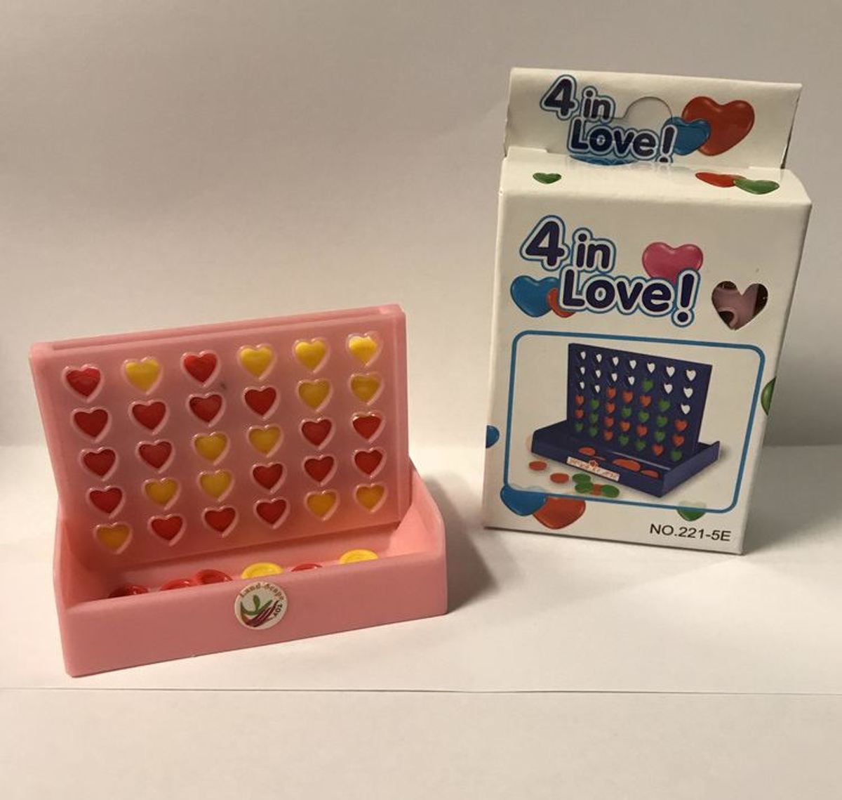 6 stuks mini 4 op een Rij spel in Hartenvorm - uitdeelcadeautjes