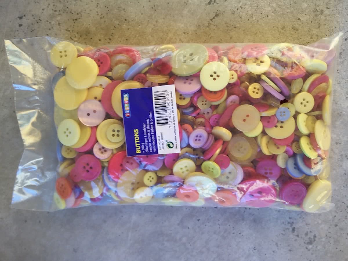 Buttons, set van 500 g knopen in verschillende kleuren