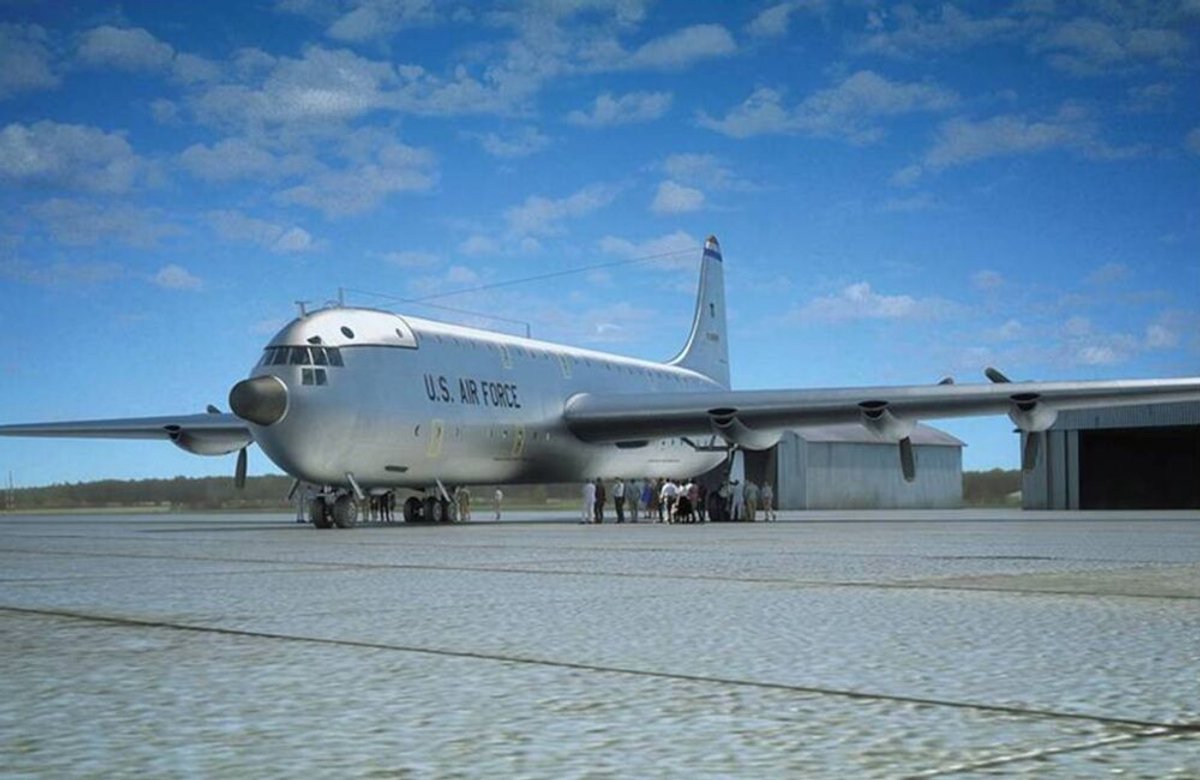 Roden Modelbouwpakket Vliegtuigen - 351 Convair XC-99 - Militair vrachtvliegtuig Plastic - 1:144 -