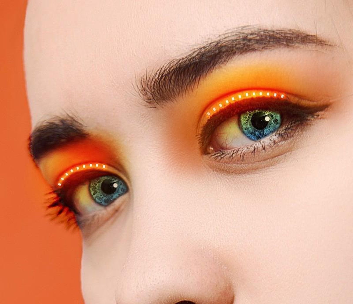 Salvaro LED wimpers Oranje  - Halloween - Kerst - Carnaval -  Oktoberfest / Oktoberfeest - Feest & Gala