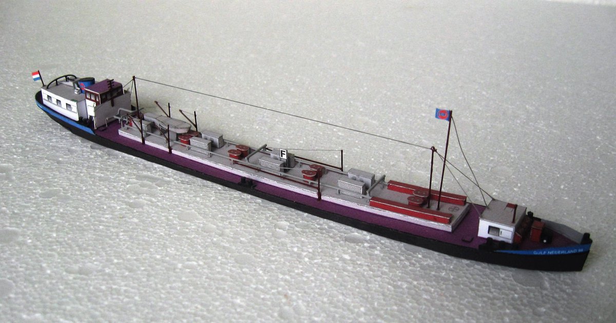 Olivia Winther Deens Zeevrachtschip met Gulf Nederland 96 Bouwplaat - 1:250