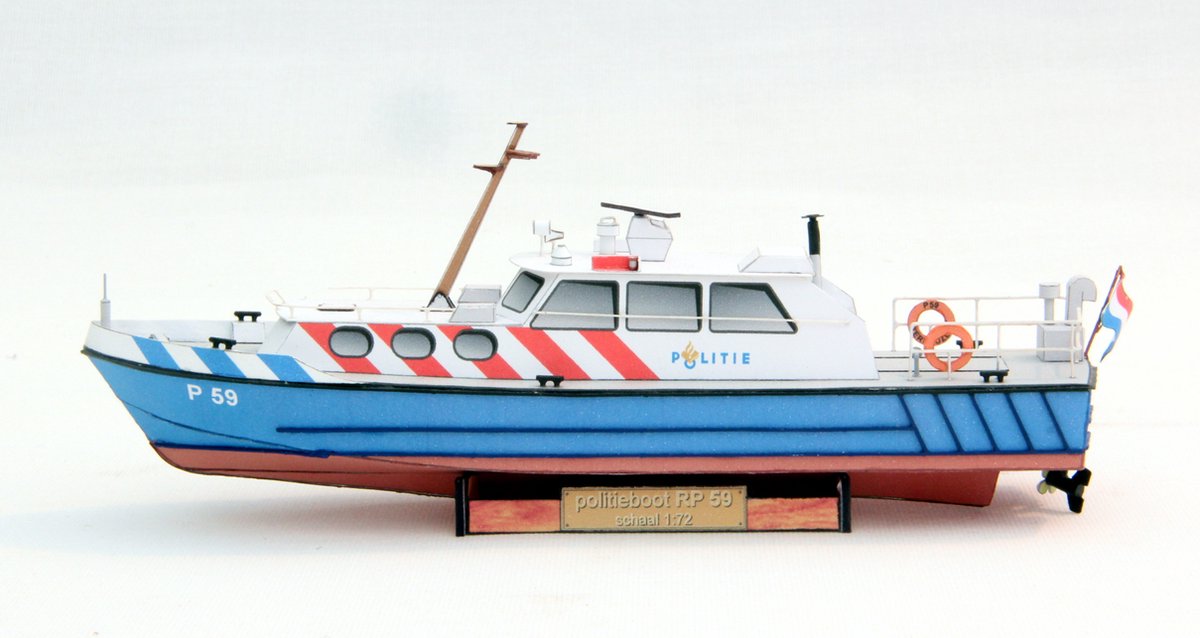 RP 59, politievaartuig in KLPD uitvoering 1/87