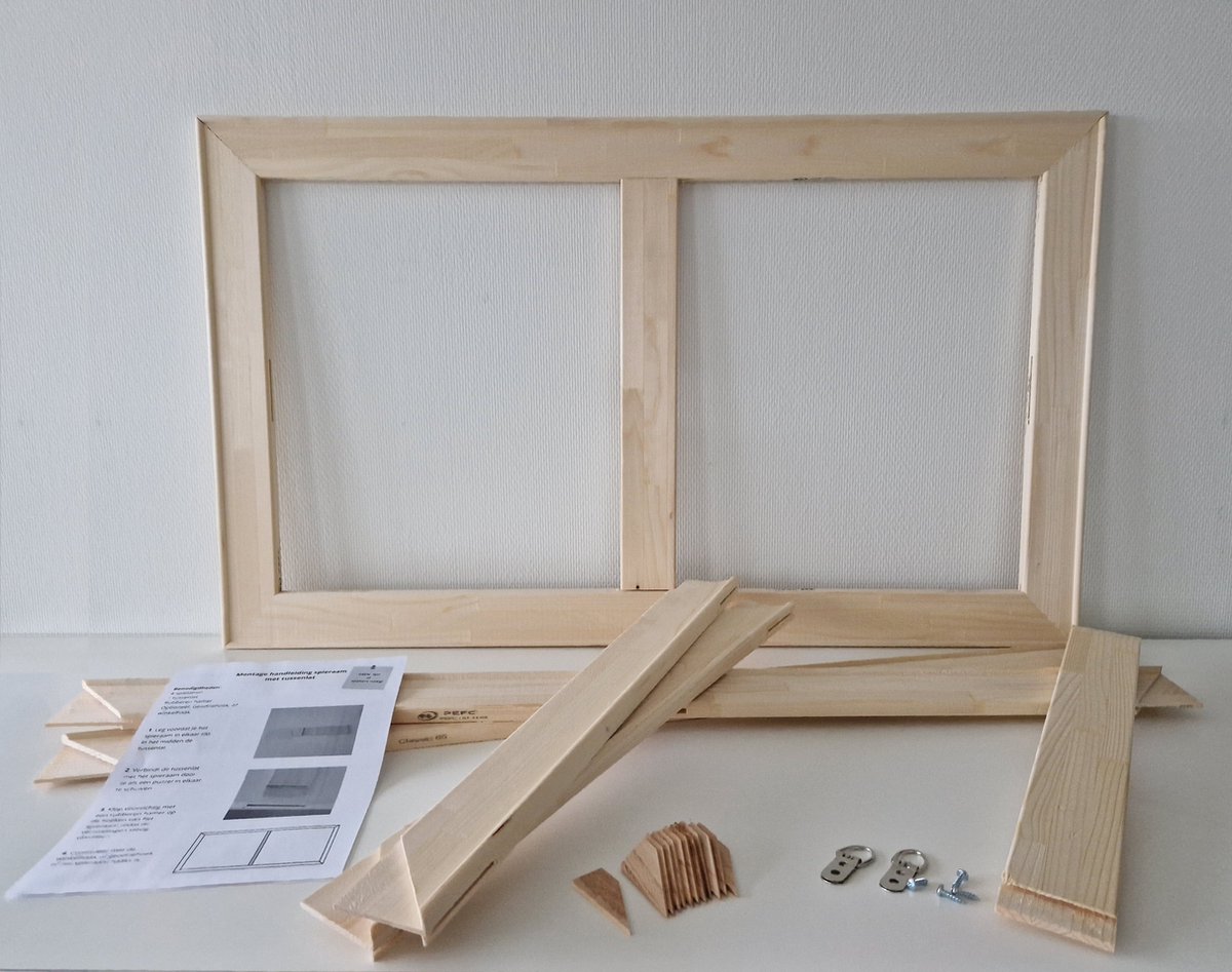 Brede opspanlatten voor schilderscanvas Spielat 65mm met verstevigingslat 65x130cm Houten spanlatten met tussenlat voor Spanraam-Spieraam zonder doek Houtenframe voor schildersdoek, canvas of stof. Inclusief ophangbeugels