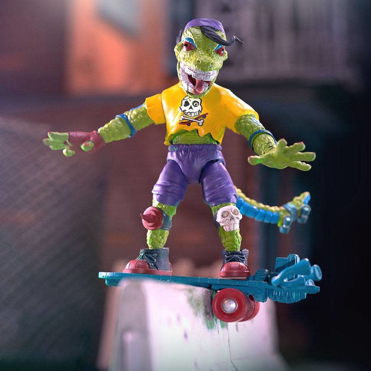 Teenage Mutant Ninja Turtles Ultimates Action Figure Mondo Gecko