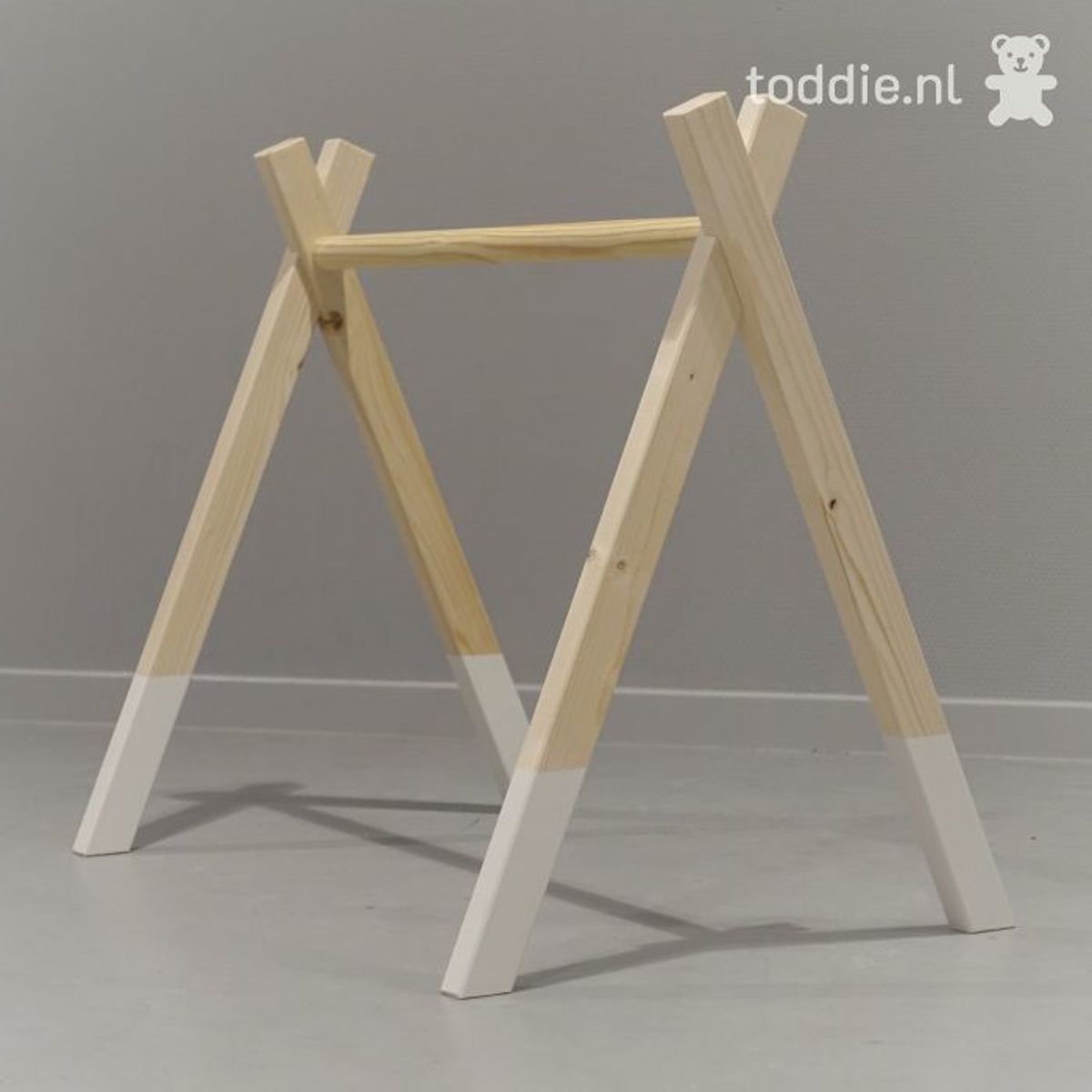 Houten babygym Wit, zonder hangers (apart verkrijgbaar), Tipi vorm massief hout