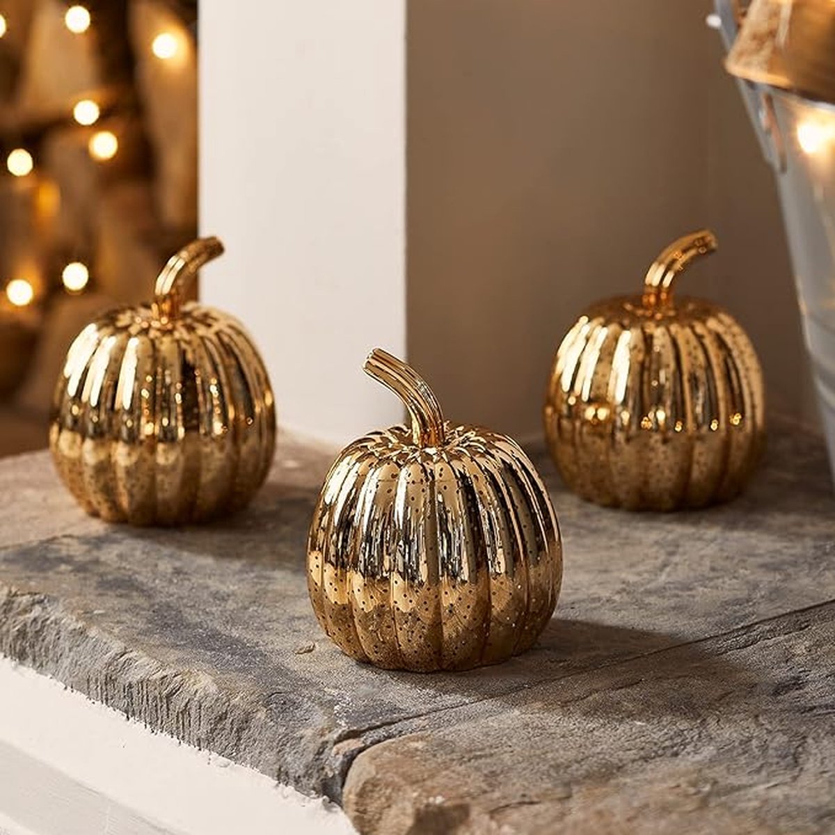 Halloween Lichtgevende set van 3 goudkleurige glazen LED-pompoenen op batterijen Halloween lichtgevende herfstdecoraties 12 cm