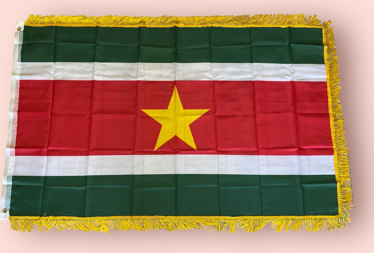 VlagDirect - Luxe Surinaamse vlag - Luxe Suriname vlag - 90 x 150 cm - Franjes.