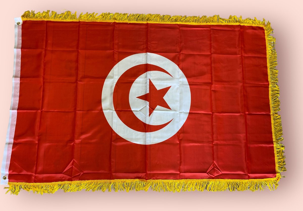 VlagDirect - Luxe Tunesische vlag - Luxe Tunesië vlag - 90 x 150 cm - Franjes.