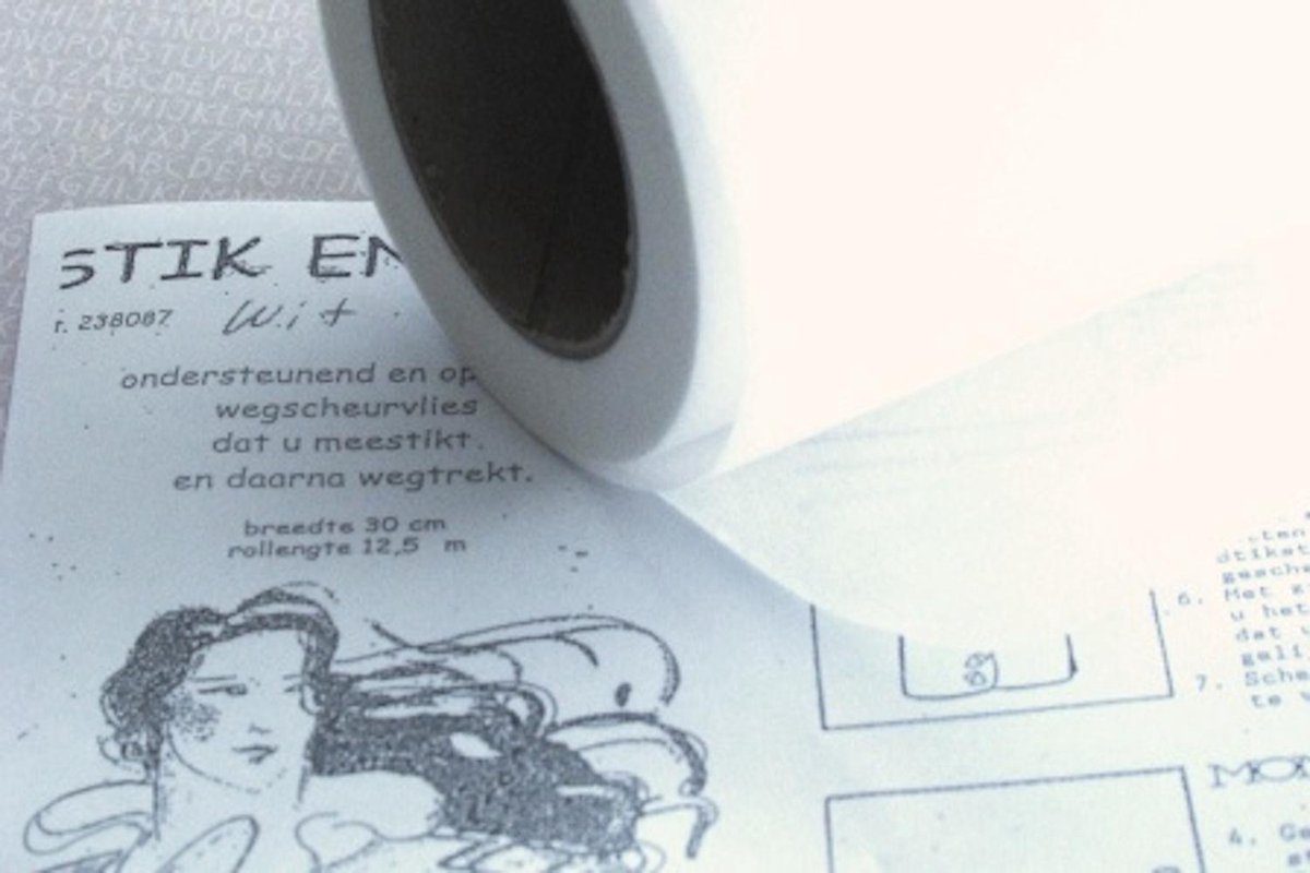 Vlieseline - zelfklevend borduur vlies - voor applicaties, borduurwerk, knoopsgaten - wegscheurvlies - meestikken en wegtrekken - 30 cm x 2,5 m