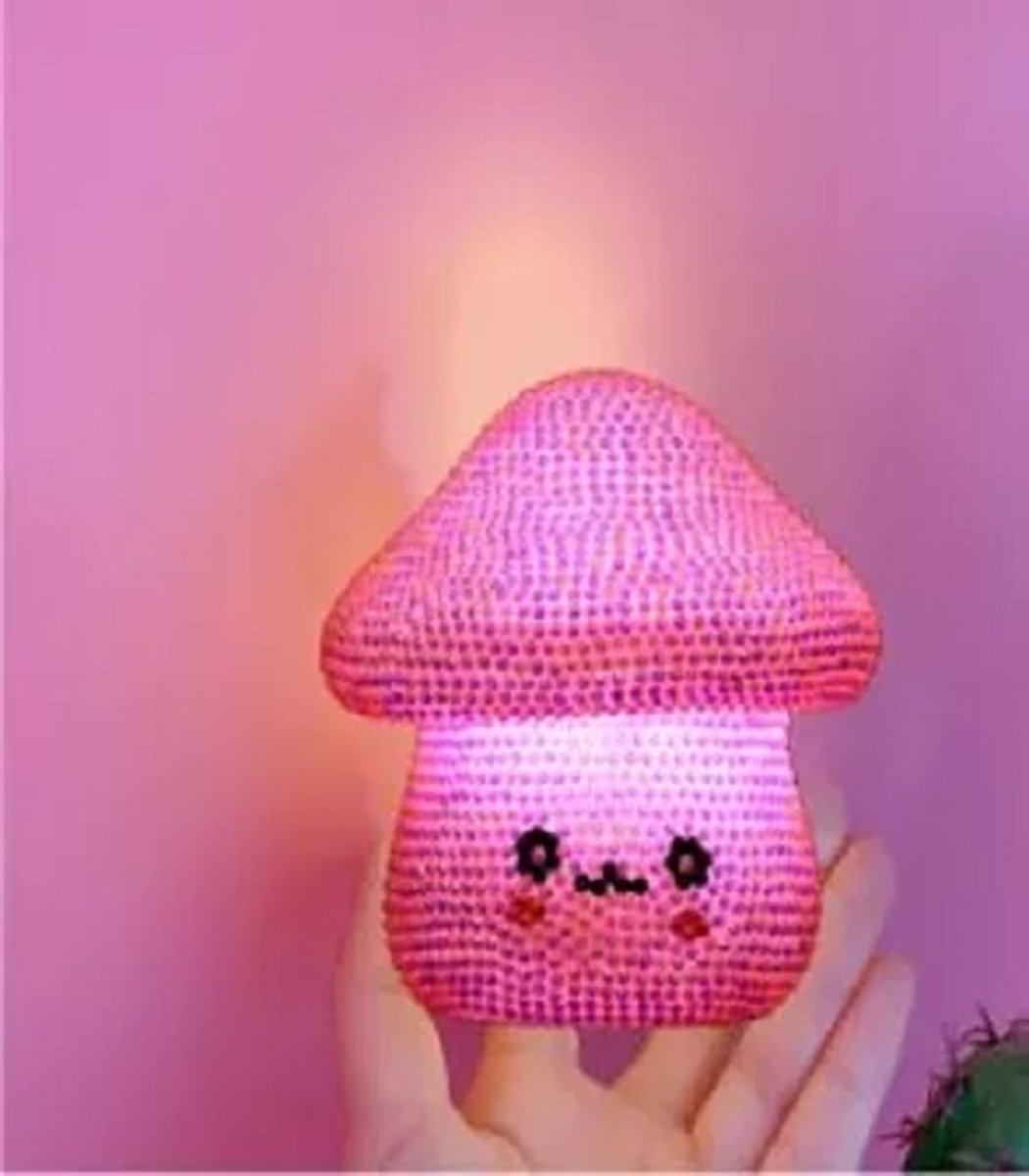 DIAMOND PAINTING - 3D LAMPJE ROZE PADDESTOEL - zelf nog te beplakken