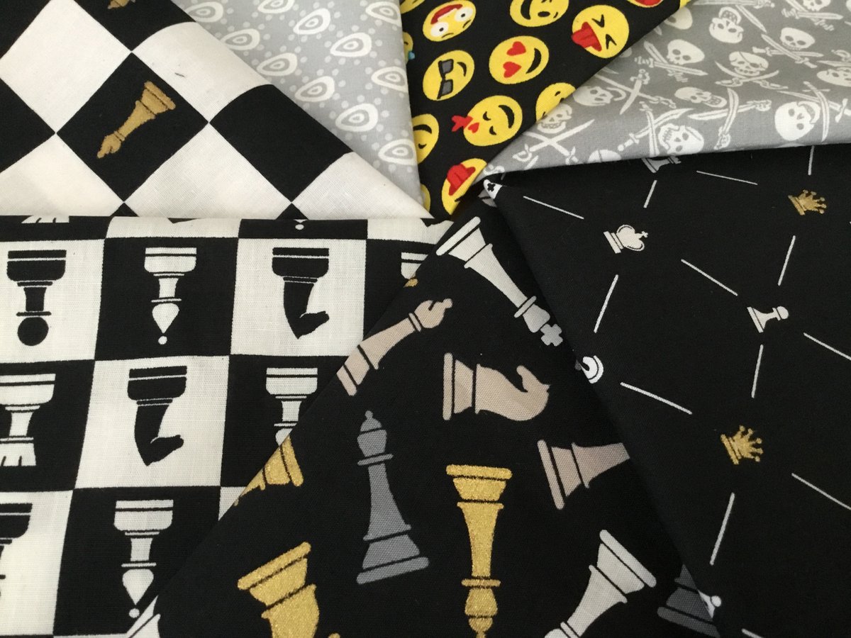 Set van 7 stofjes LETS PLAY CHESS (laten we schaken) 25 x 35 cm 100% katoen